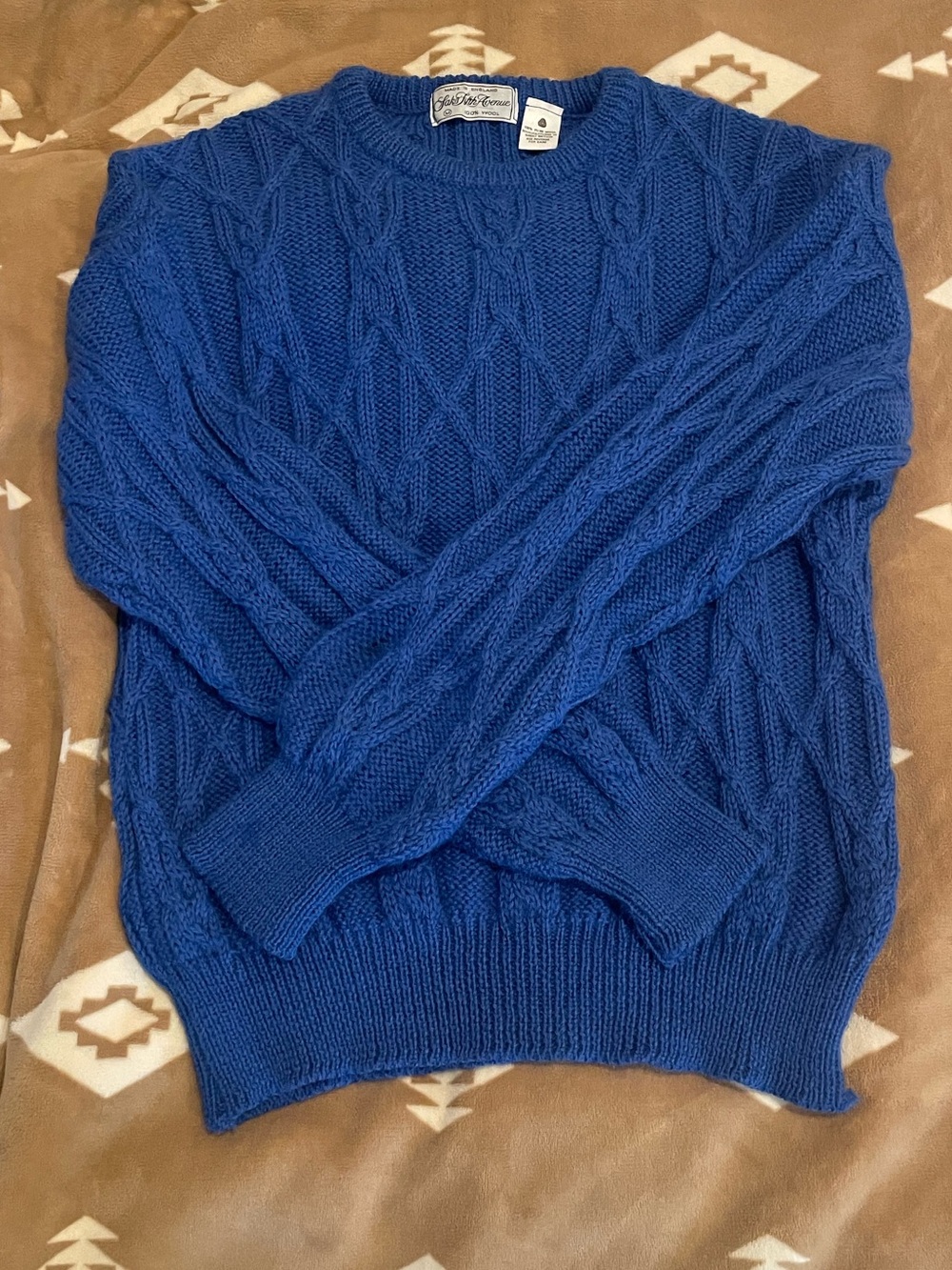 Vintage Saks Fifth Avenue Cobalt Blue Sweater 100% Wool. Size M